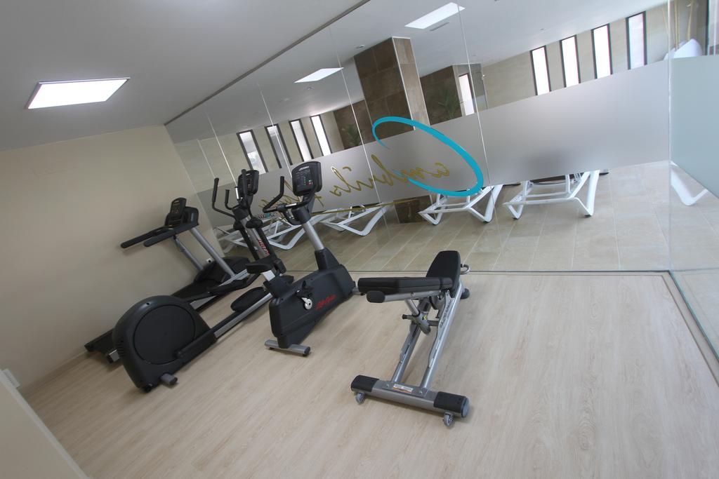 Apartamentos Cambrils Playa Spa Екстериор снимка