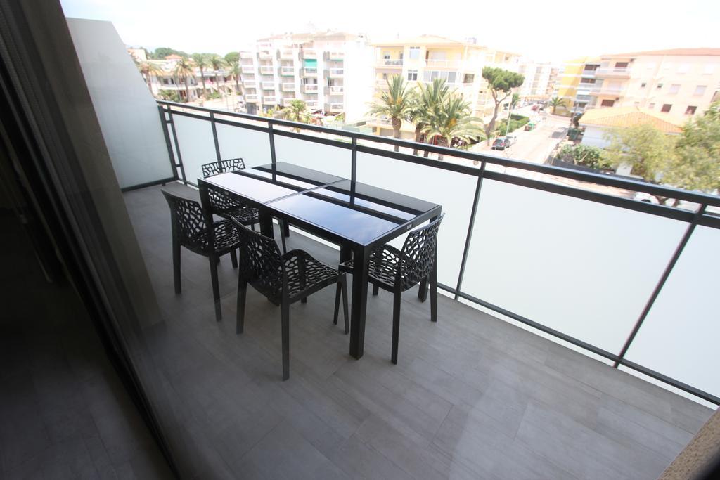 Apartamentos Cambrils Playa Spa Екстериор снимка