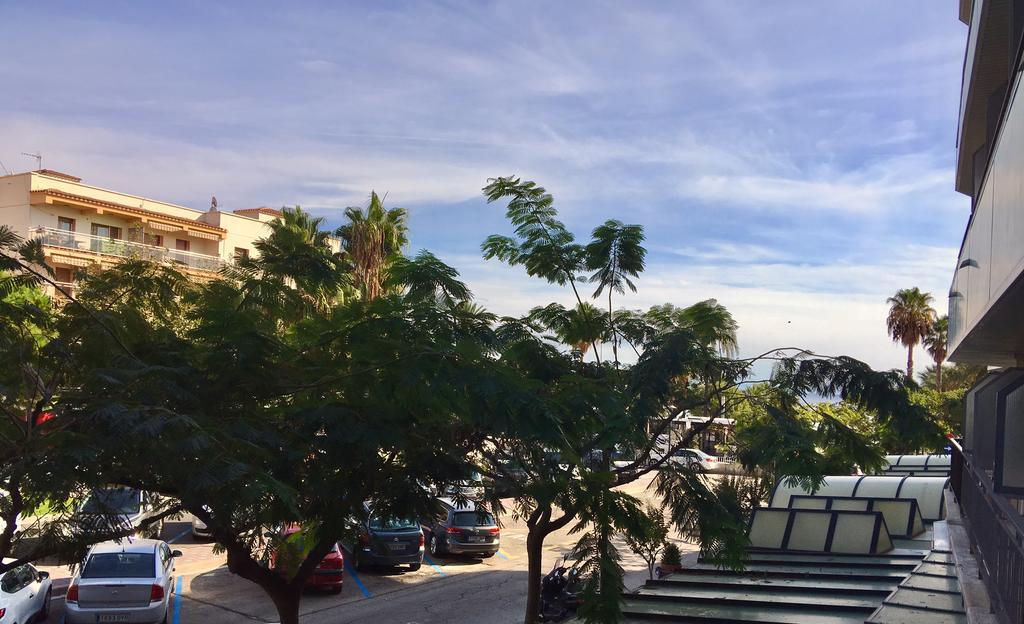 Apartamentos Cambrils Playa Spa Екстериор снимка
